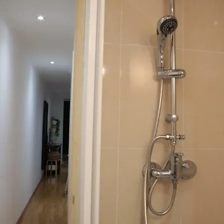Apartment Cozy One Bedroom + Patio Garden *